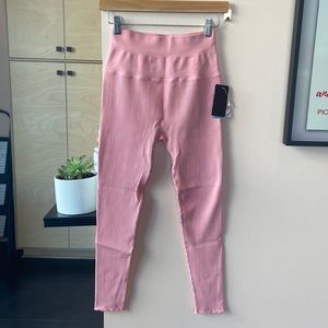 NUX For the Frill 7/8 Leggings - Sugar Rose